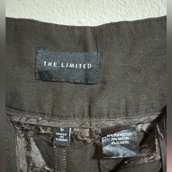 The Limited Black Pencil Skirt – Size 6 – Workwear - Picture 4 of 4